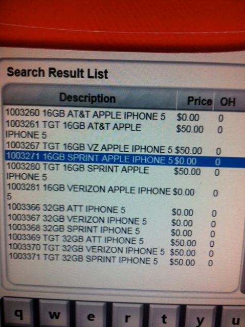 Diverse versioni di iPhone 5 appaiono nell'inventario di Radio Shack