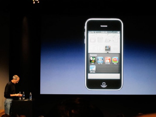 Apple iOS: come si è evoluto il sistema operativo mobile di iPhone e iPad