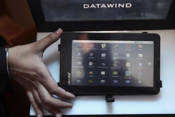 Aakash 2 è il nuovo tablet Android che costa appena 40 dollari