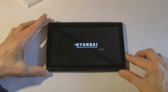 Hyundai A7HD: video unboxing del nuovo tablet Android da 150 euro