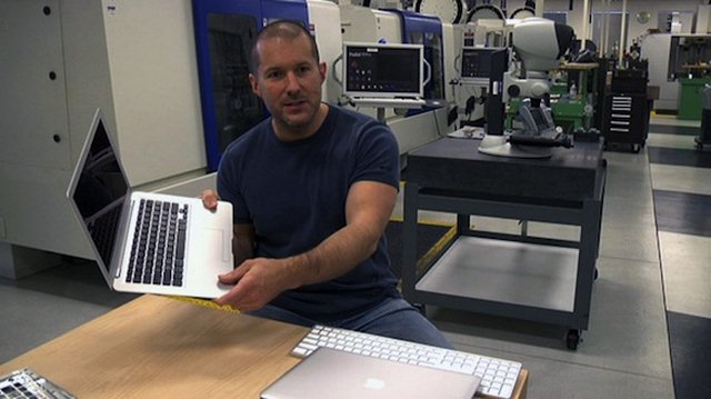 Jonathan Ive svela la filosofia alla base dei prodotti Apple