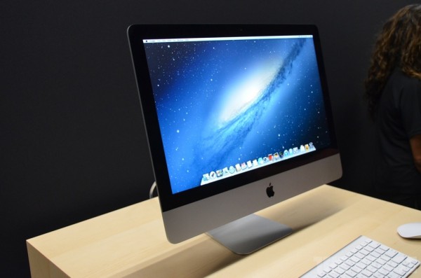 Apple iMac: immagini dal vivo del nuovo modello