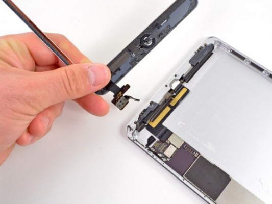 Apple iPad Mini smontato da iFixit, primo iDevice con speaker stereo