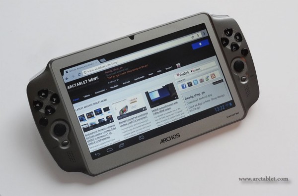 Archos GamePad: video unboxing del nuovo tablet per i giochi