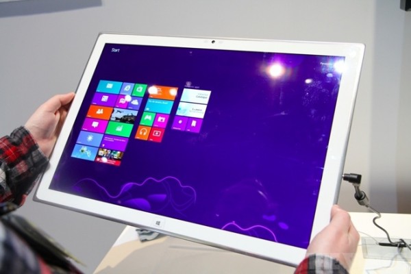 CES 2013: Panasonic annuncia un tablet 4K da 20 pollici