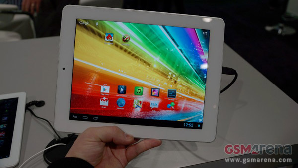 CES 2013: prime impressioni del tablet Archos 97 Platinum