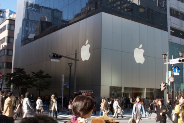 Rinnovamento degli Apple Store in vista del lancio dei nuovi iPad, iPhone, iPod e iWatch