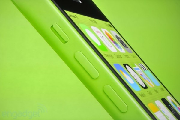 iPhone 5C: la proposta di Apple per la fascia media