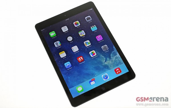 iPad Air: video sul contenuto della confezione