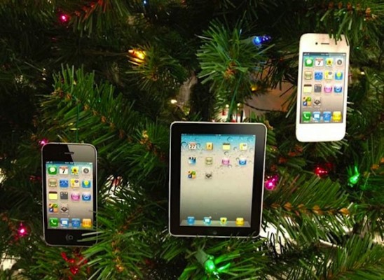 iPad e iPhone: boom di attivazioni a Natale