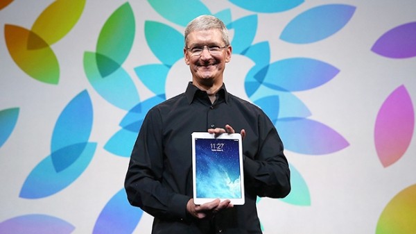 Tim Cook: Apple sta lavorando su prodotti eccezionali