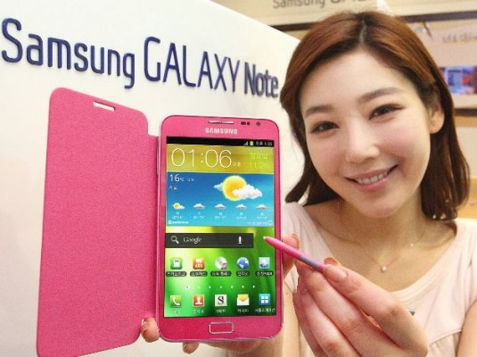 Samsung Galaxy Note 4: display da 5.5 pollici, uscita a Settembre