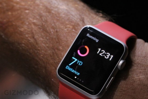 Apple Watch promosso a pieni voti nelle prime recensioni