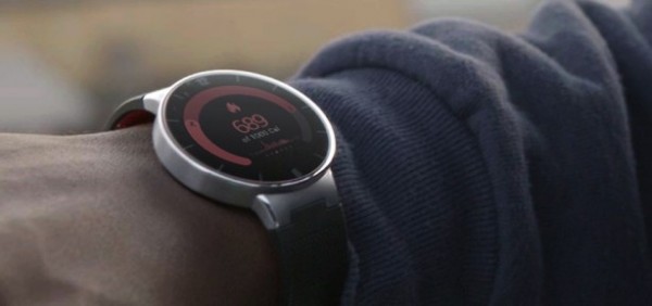 CES 2015: Alcatel svela il nuovo smart watch OneTouch