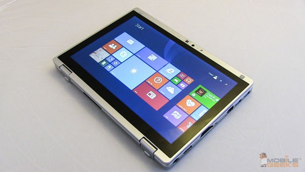 Panasonic ToughBook CF-RZ4: video recensione tablet ibrido Windows 8