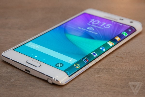 Sasmung Galaxy Note Edge: vendute 630.000 unità dal lancio