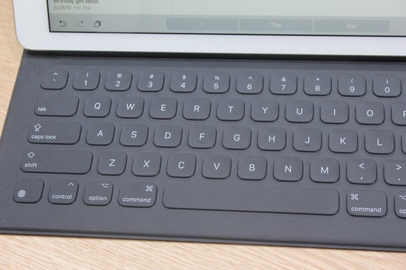 iPad Pro: anteprima della tastiera Smart Keyboard