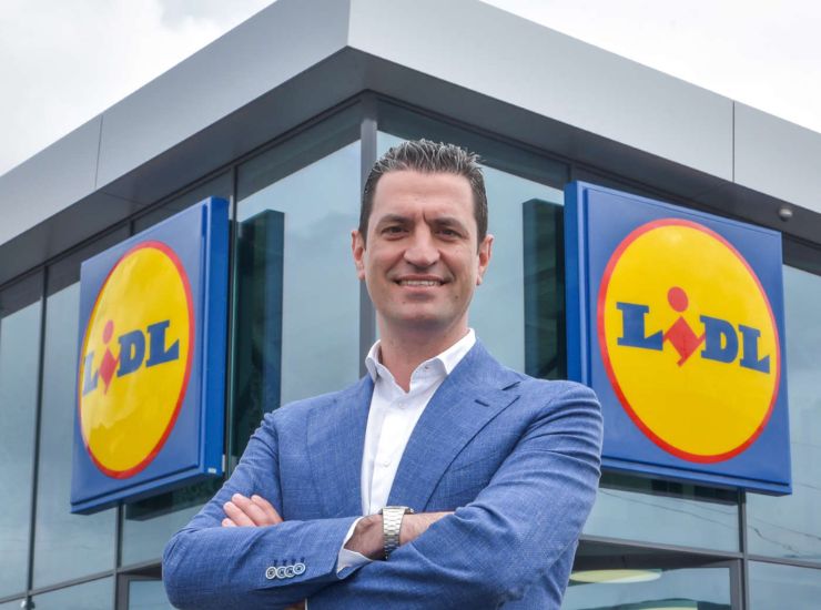 Lidl assume