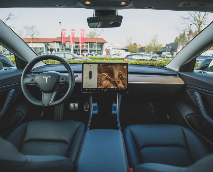 Interno Tesla