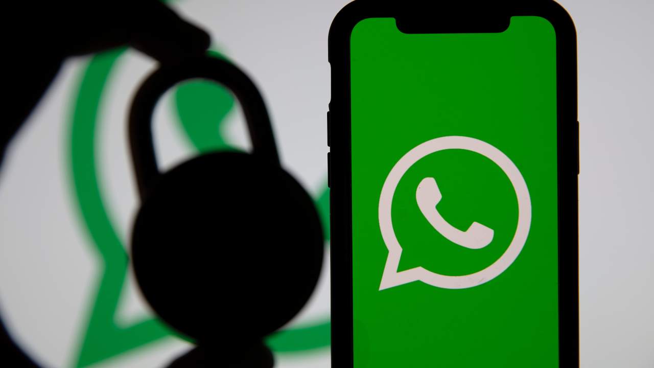 End-to-end encryption on WhatsApp isn’t real security – only to keep your conversations and photos private |  Don’t let me spy on you again