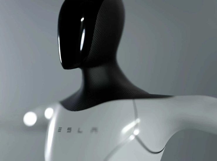 tesla e il nuovo robot